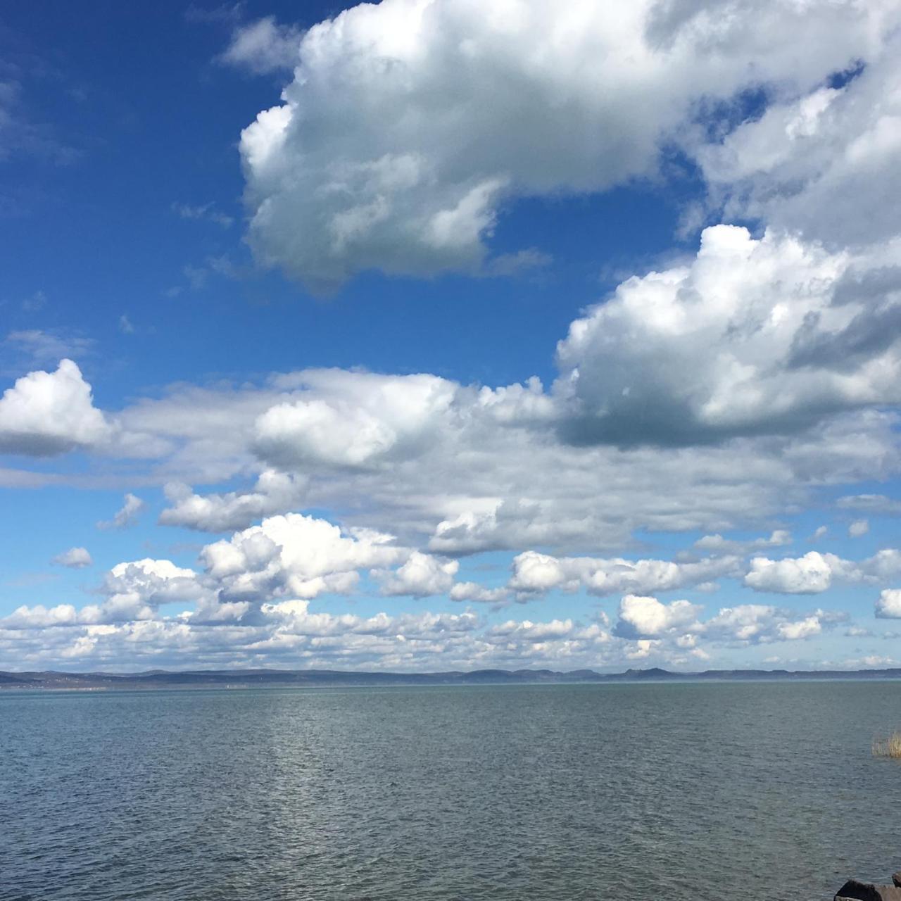 Beach Resident Balatonszárszó Eksteriør bilde