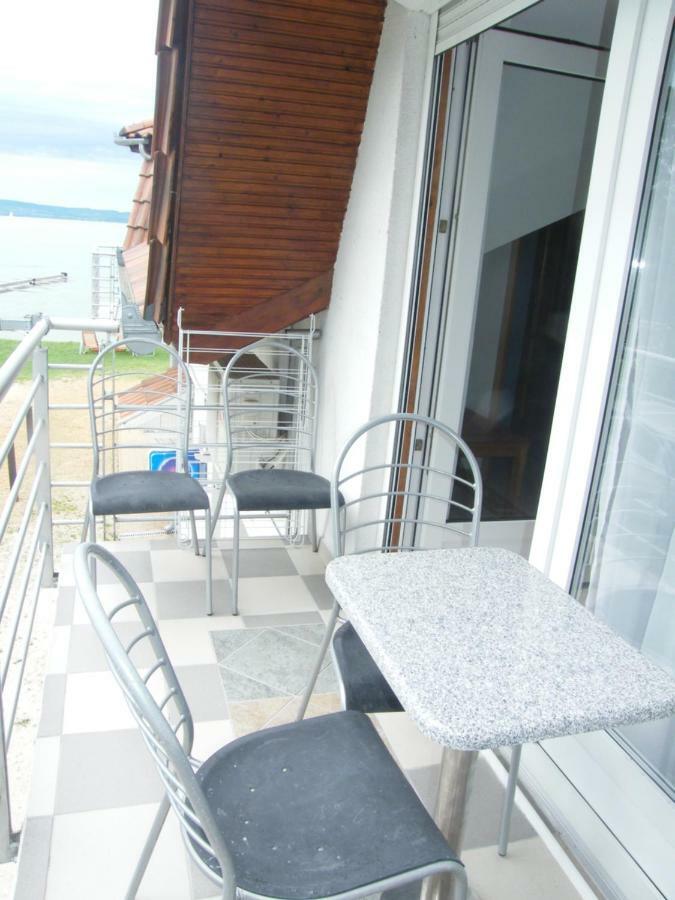 Beach Resident Balatonszárszó Eksteriør bilde